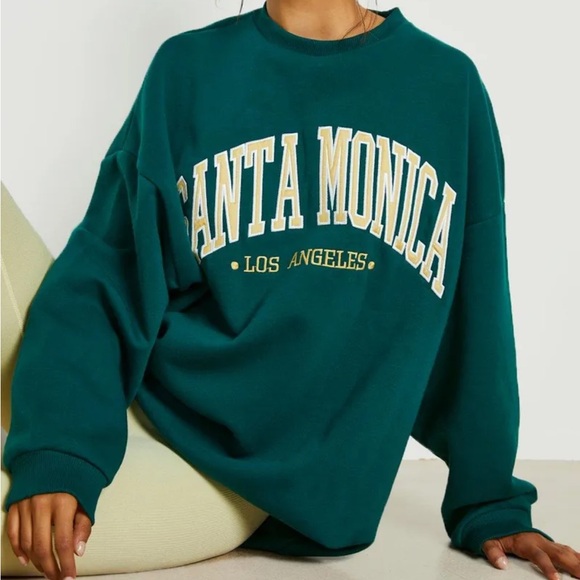 Boohoo Tops - Santa Monica Crewneck